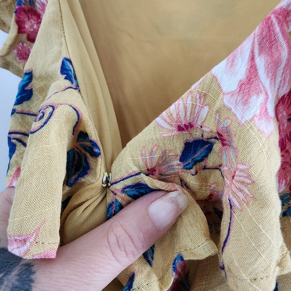 Fake wrap dress, a line neck with snap size 10 - Picture 6 of 8